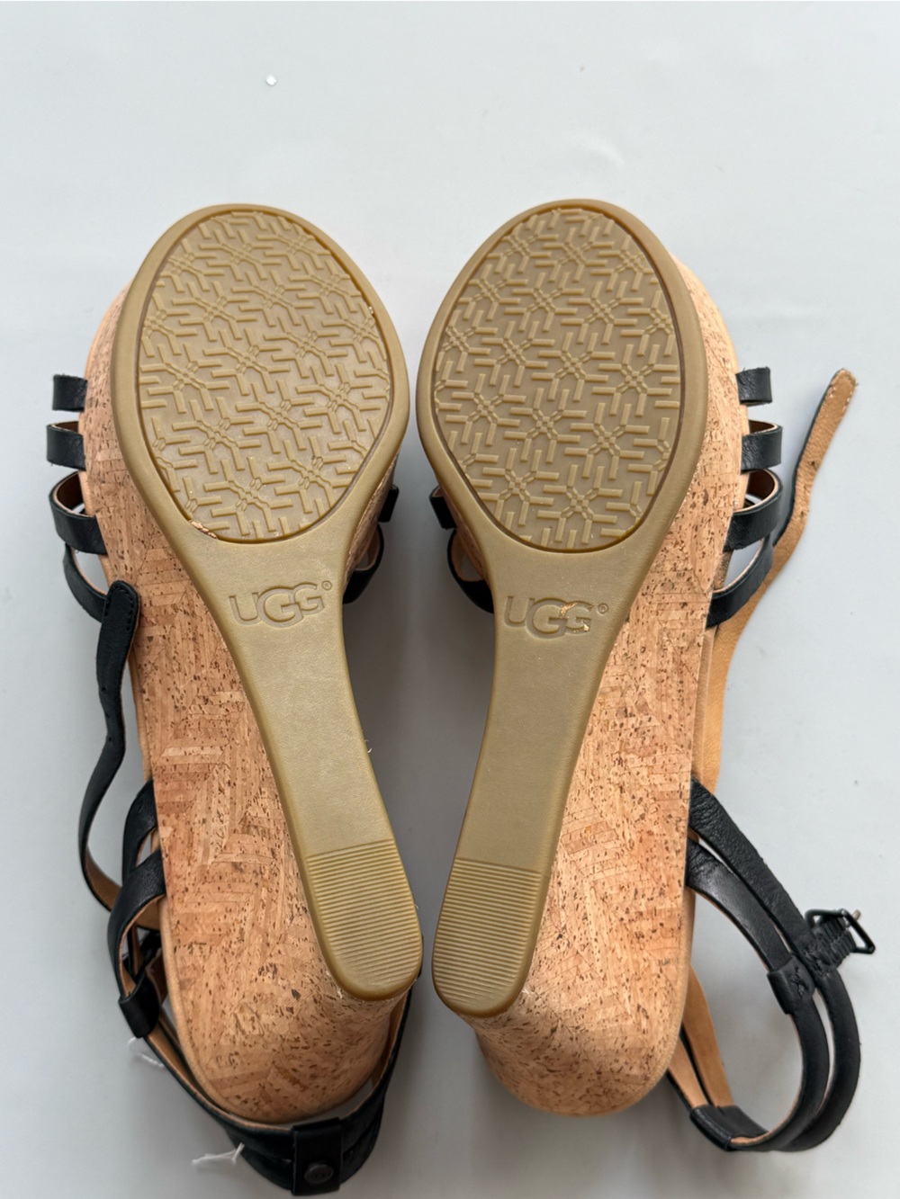 UGG Brigitte Wedge Sandals Leather Cork Platform Black Tan 7.5 - Picture 7 of 7